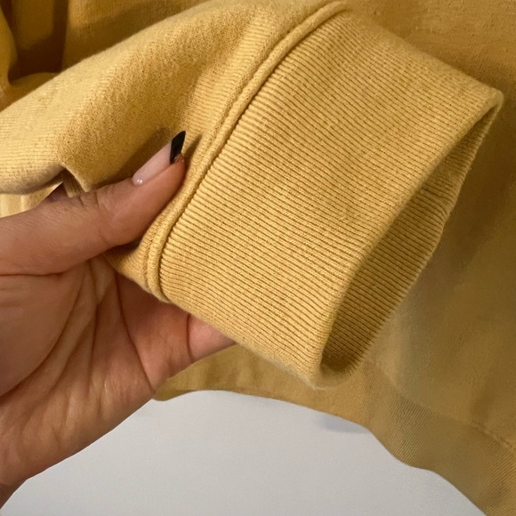 Levi’s Mustard Yellow Crewneck Sweatshirt, Size Small - Picture 6 of 8